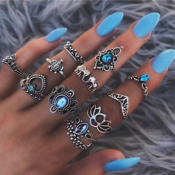 Silver & blue crystal ring set (13 rings) - Picture 7 of 8